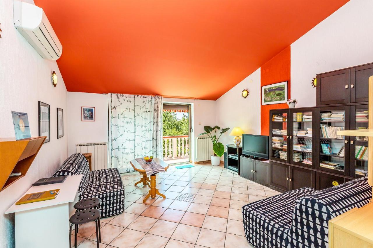 Karmel Apartment