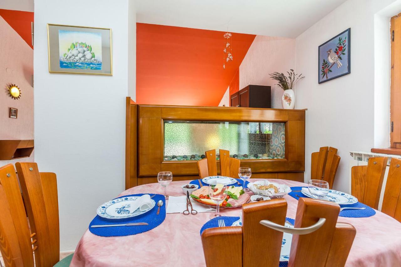 Apartment Karmel Viskovo